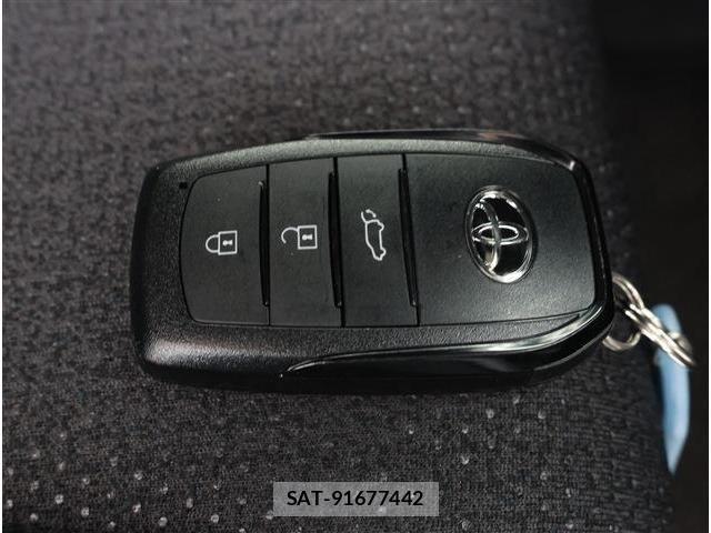 Toyota YARIS CROSS 2024-11 7731187-16