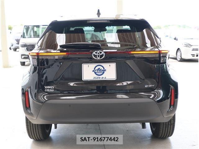 Toyota YARIS CROSS 2024-11 7731187-21
