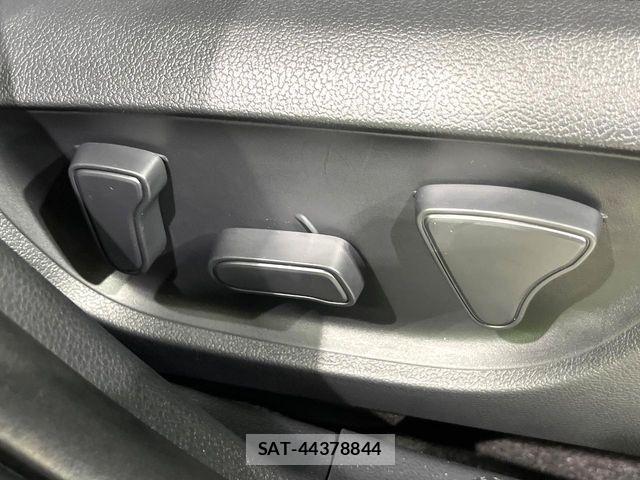 Toyota YARIS CROSS 2025-12 7731165-5