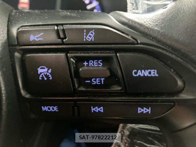 Toyota YARIS CROSS 2021-02 7731212-23