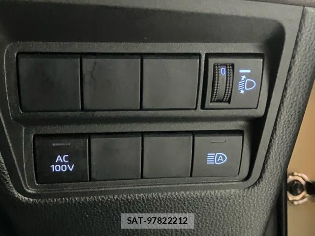 Toyota YARIS CROSS 2021-02 7731212-26