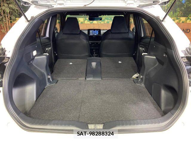 Toyota YARIS CROSS 2023-10 7731170-9