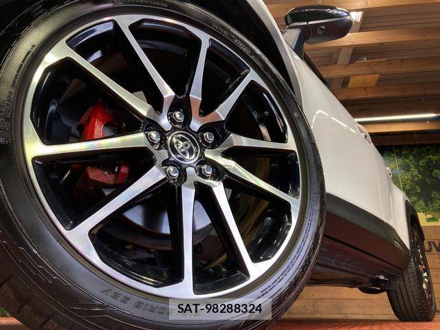 Toyota YARIS CROSS 2023-10 7731170-12