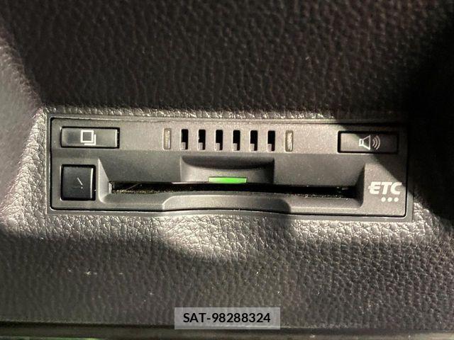 Toyota YARIS CROSS 2023-10 7731170-6