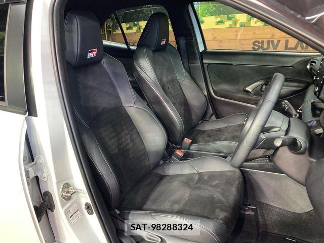 Toyota YARIS CROSS 2023-10 7731170-7