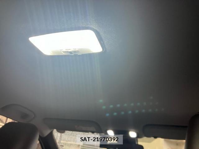 Toyota YARIS CROSS 2020-10 7790819-16