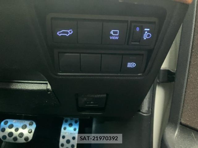 Toyota YARIS CROSS 2020-10 7790819-24