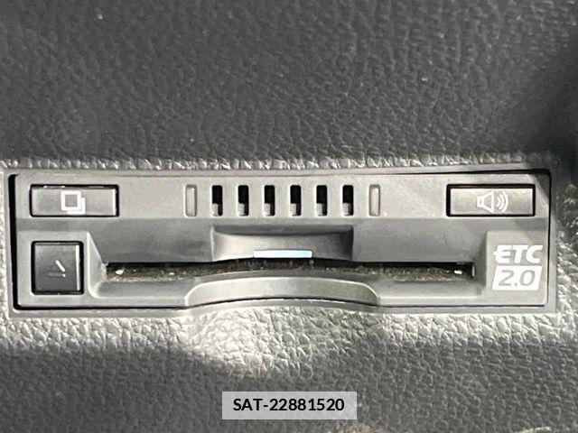 Toyota YARIS CROSS 2020-11 7790824-6