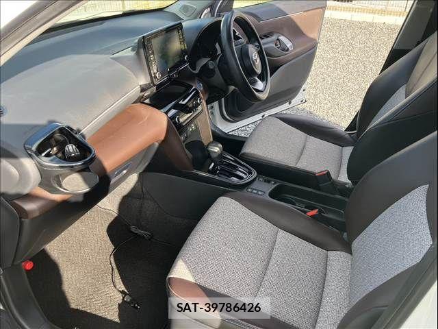 Toyota YARIS CROSS 2020-10 7790818-18