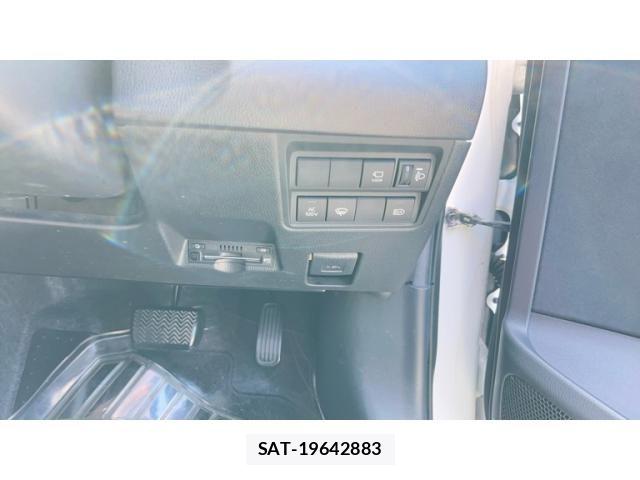 Toyota YARIS CROSS 2022-12 7880799-9