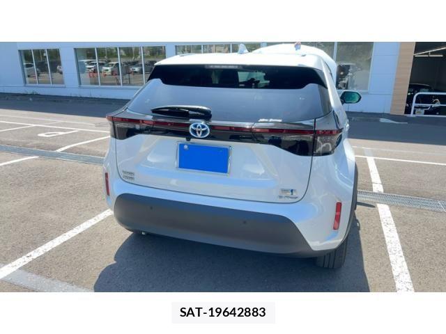 Toyota YARIS CROSS 2022-12 7880799-1