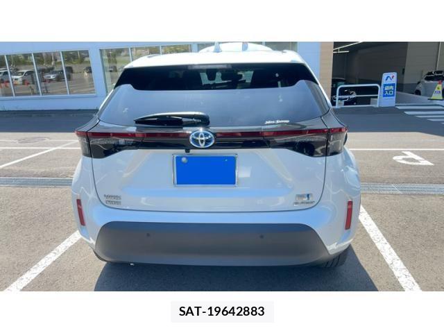 Toyota YARIS CROSS 2022-12 7880799-2