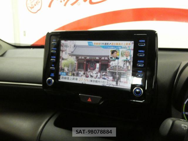 Toyota YARIS CROSS 2022-08 7880786-15