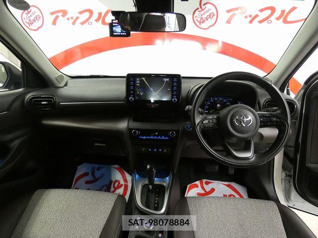Toyota YARIS CROSS 2022-08 7880786-17