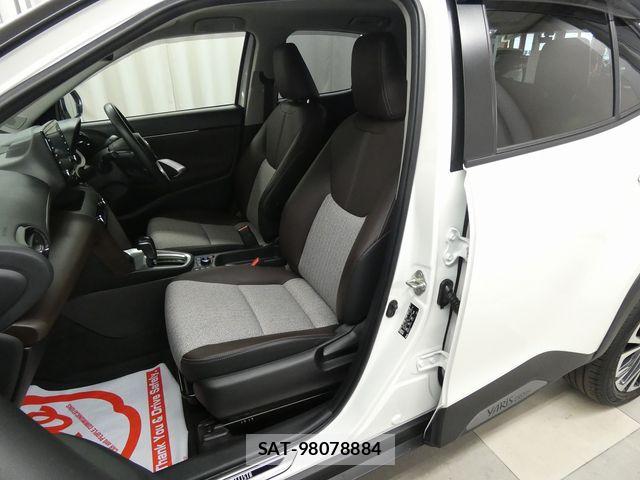 Toyota YARIS CROSS 2022-08 7880786-21