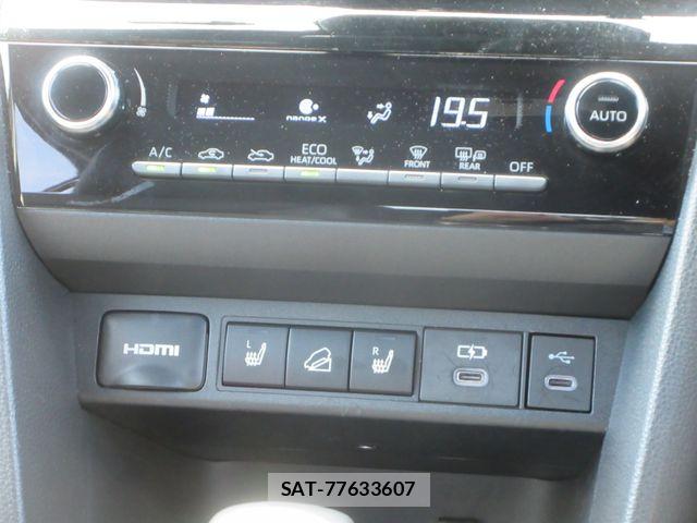 Toyota YARIS CROSS 2025-10 7880779-12