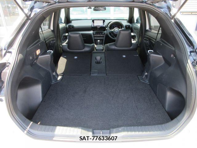 Toyota YARIS CROSS 2025-10 7880779-29