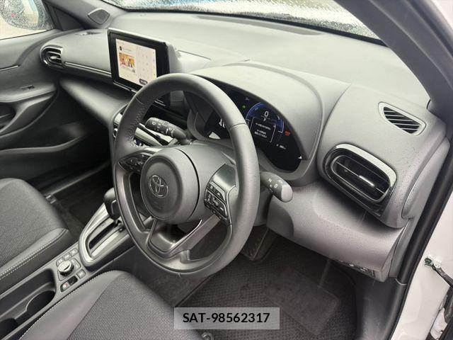 Toyota YARIS CROSS 2025-10 7880780-13