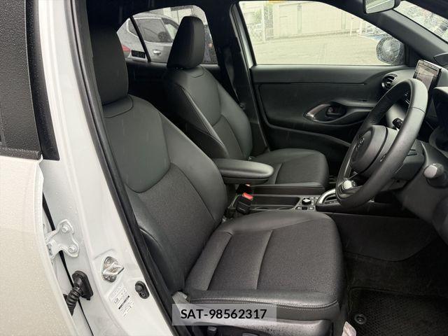 Toyota YARIS CROSS 2025-10 7880780-14
