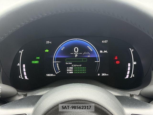 Toyota YARIS CROSS 2025-10 7880780-17