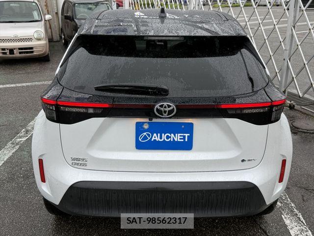 Toyota YARIS CROSS 2025-10 7880780-5