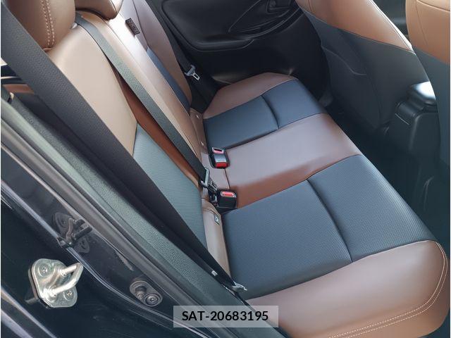 Toyota YARIS CROSS 2024-05 7880784-14