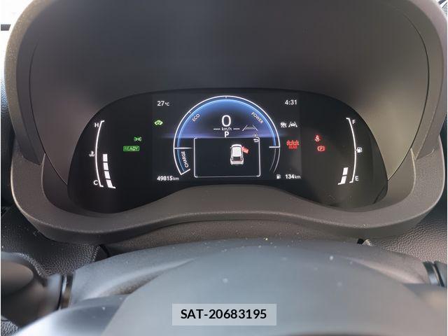 Toyota YARIS CROSS 2024-05 7880784-17
