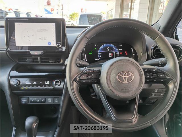 Toyota YARIS CROSS 2024-05 7880784-8