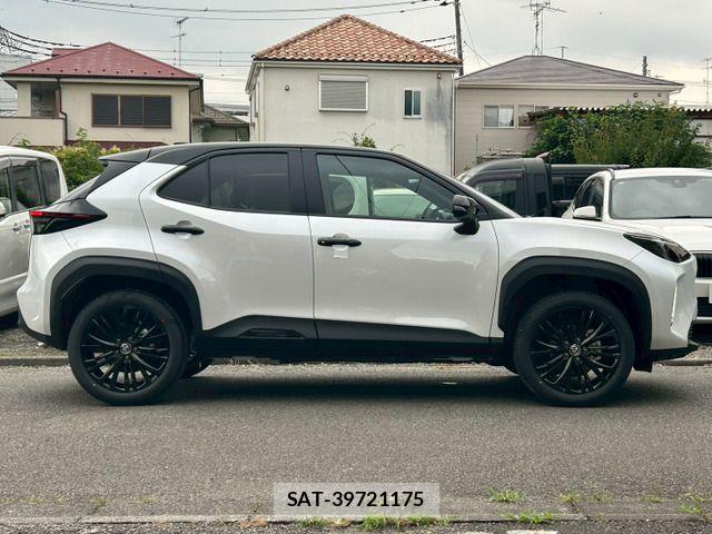 Toyota YARIS CROSS 2026-06 7880777-3