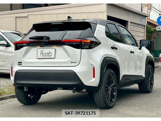 Toyota YARIS CROSS 2026-06 7880777-4