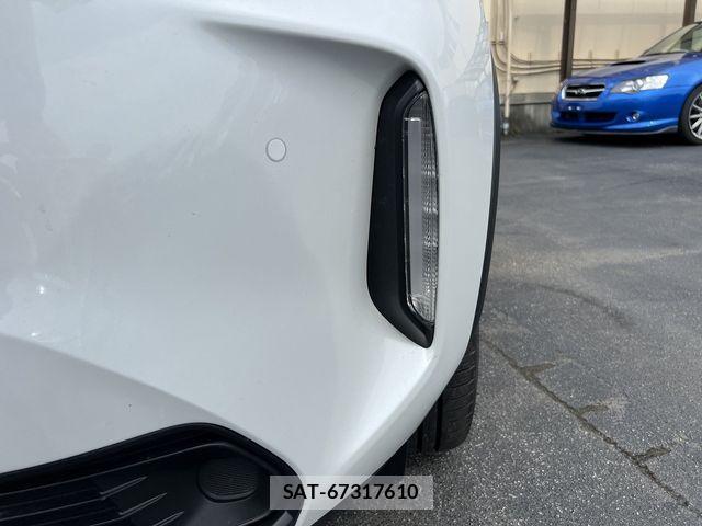Toyota YARIS CROSS 2025-10 7880781-18