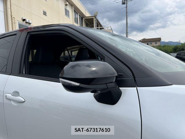 Toyota YARIS CROSS 2025-10 7880781-19