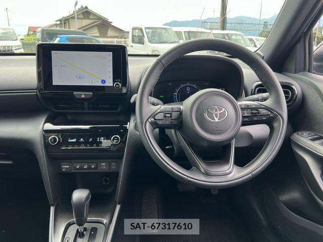 Toyota YARIS CROSS 2025-10 7880781-7