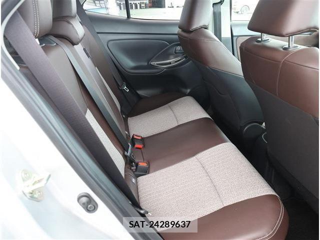 Toyota YARIS CROSS 2024-01 7903694-13