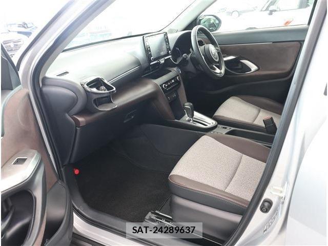Toyota YARIS CROSS 2024-01 7903694-16