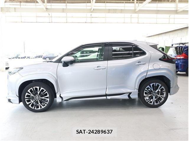 Toyota YARIS CROSS 2024-01 7903694-25