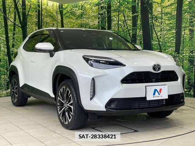 Toyota YARIS CROSS 2024-02 7964553-15