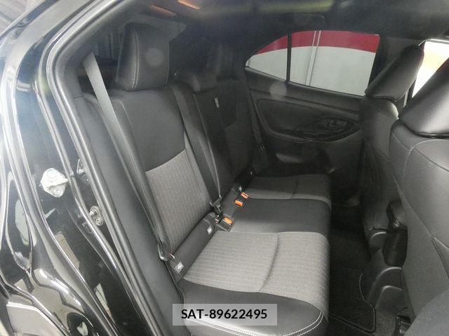 Toyota YARIS CROSS 2023-11 7964554-17