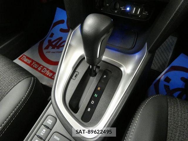 Toyota YARIS CROSS 2023-11 7964554-24