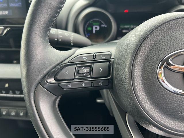 Toyota YARIS CROSS 2021-02 7981702-15