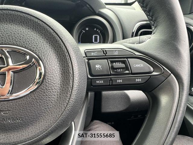 Toyota YARIS CROSS 2021-02 7981702-16