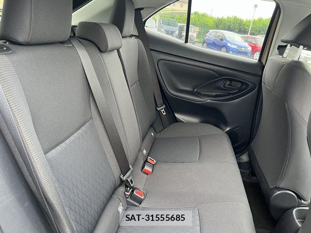 Toyota YARIS CROSS 2021-02 7981702-19