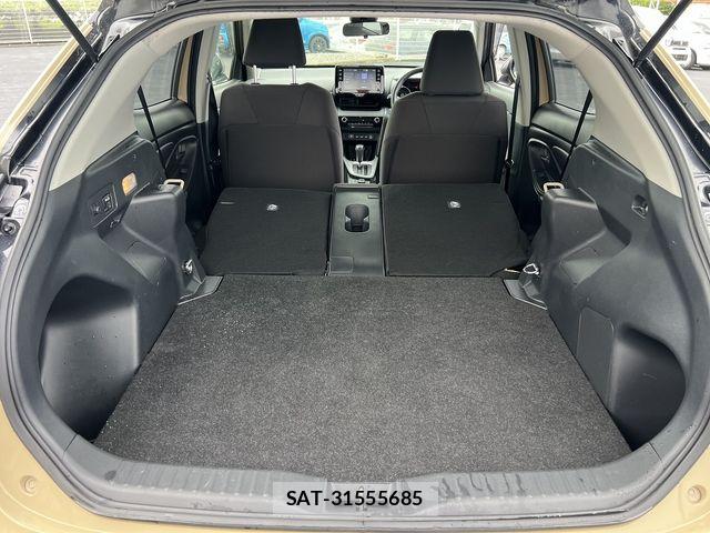 Toyota YARIS CROSS 2021-02 7981702-24