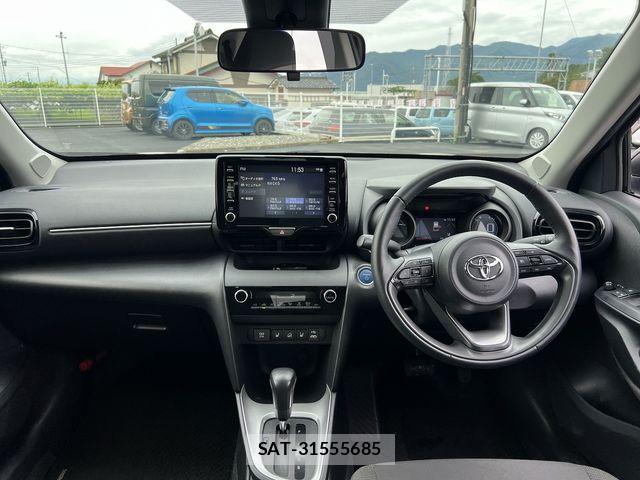 Toyota YARIS CROSS 2021-02 7981702-6