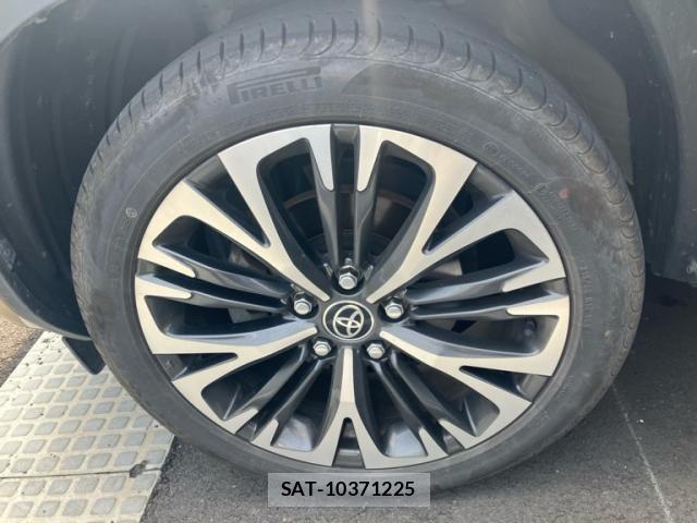 Toyota YARIS CROSS 2021-03 7981703-9