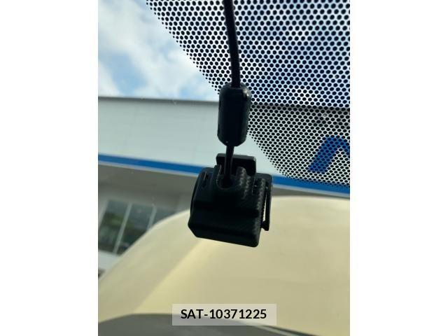 Toyota YARIS CROSS 2021-03 7981703-24