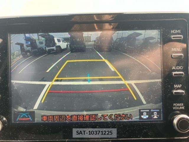 Toyota YARIS CROSS 2021-03 7981703-25