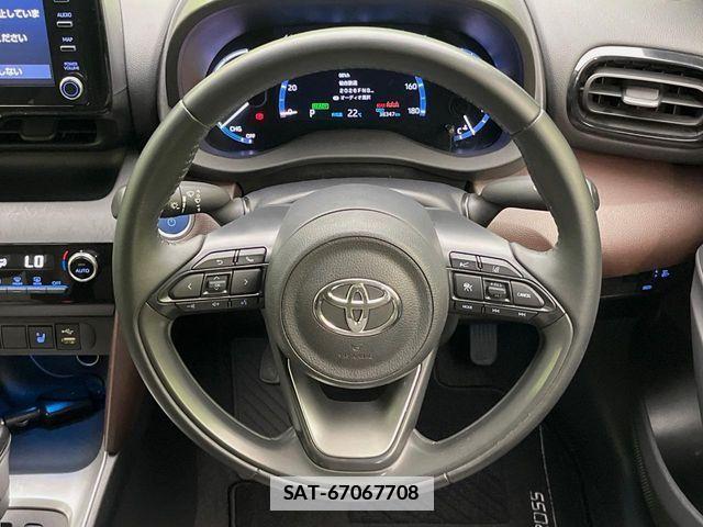 Toyota YARIS CROSS 2022-01 7981701-10