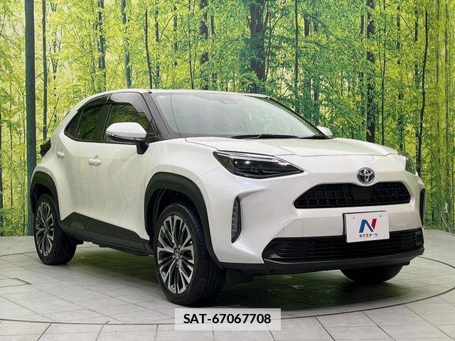 Toyota YARIS CROSS 2022-01 7981701-15