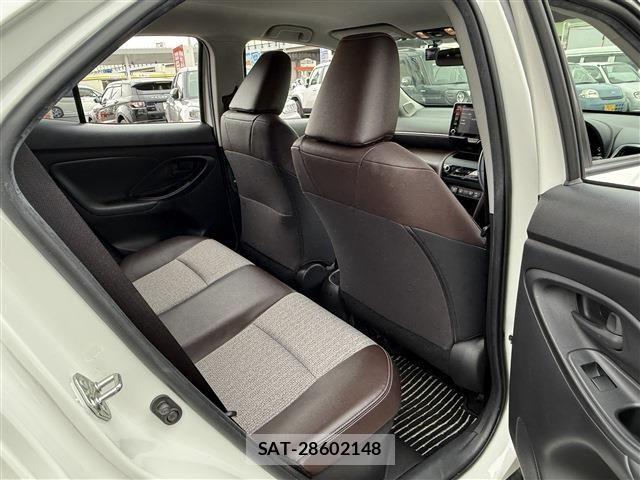 Toyota YARIS CROSS 2021-12 7981700-17